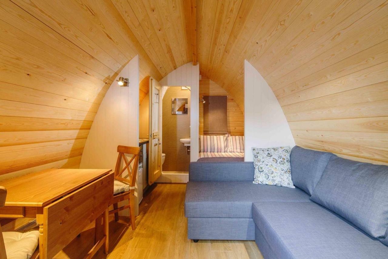 Hotel Campion Glamping Pod Cheltenham Exterior foto